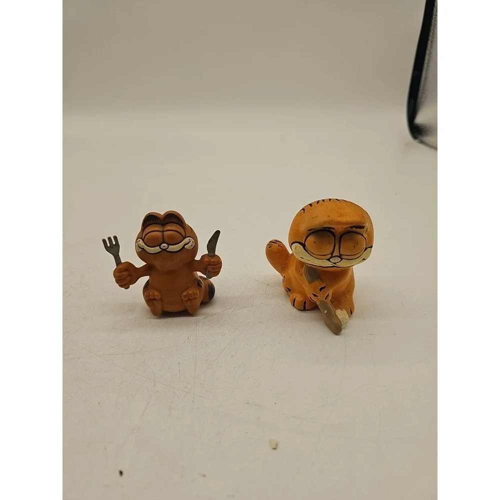Vintage 1981 Garfield Dinner Time Fork & Knife PVC Figure Toy UFS Hong Kong X2